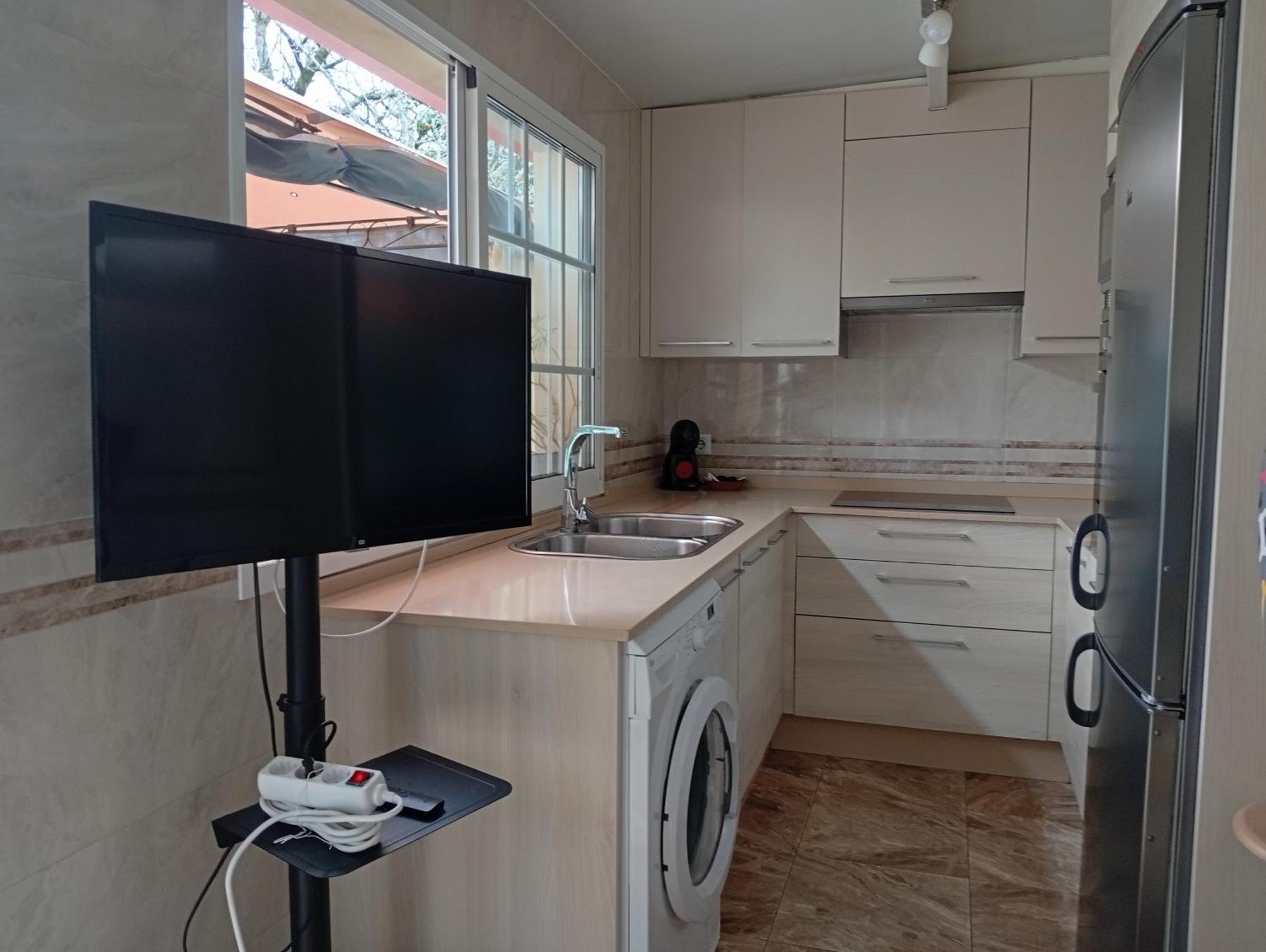 Jardin, Terraza Y Barbacoa Apartment О Грове Екстериор снимка